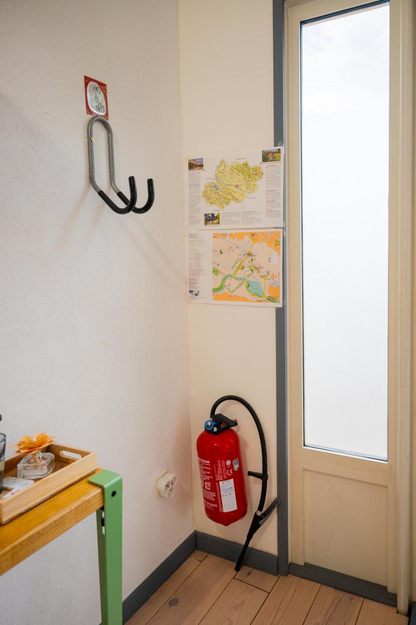 Chez La Fille De L Eclusier Apartman Castelnaudary Kültér fotó