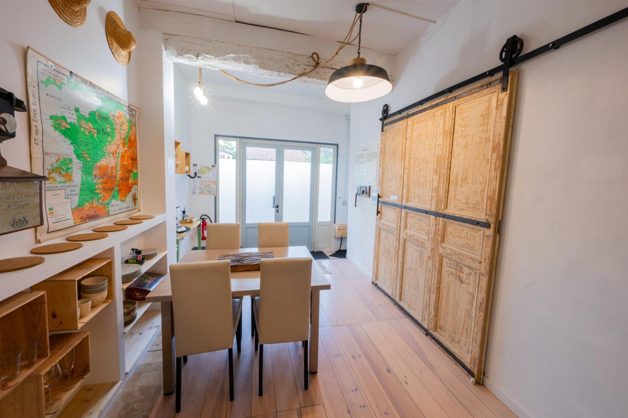 Chez La Fille De L Eclusier Apartman Castelnaudary Kültér fotó
